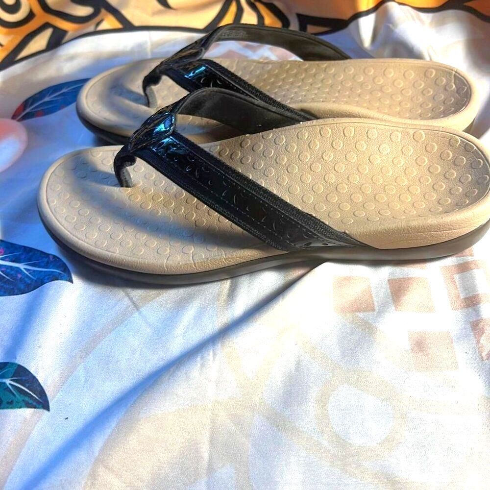 Vionic Casandra Sandal - Black -  SIZE 6 - Picture 2 of 8